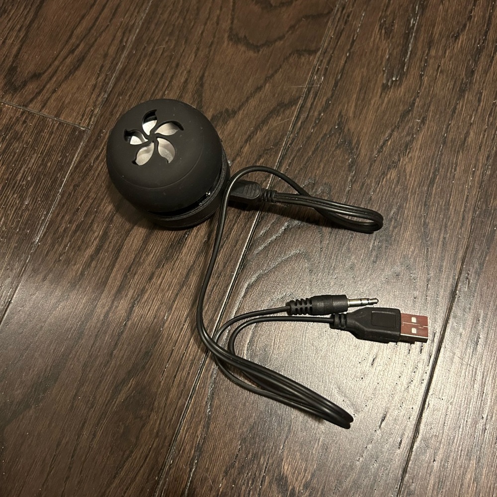 Hamburger Speaker Black USB with Cable